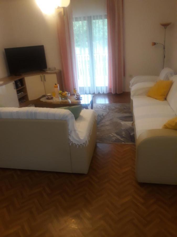 Apartman Lana Kijevo Exterior photo